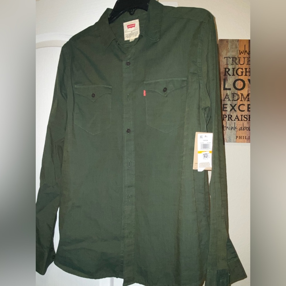 Men buttoned shirt